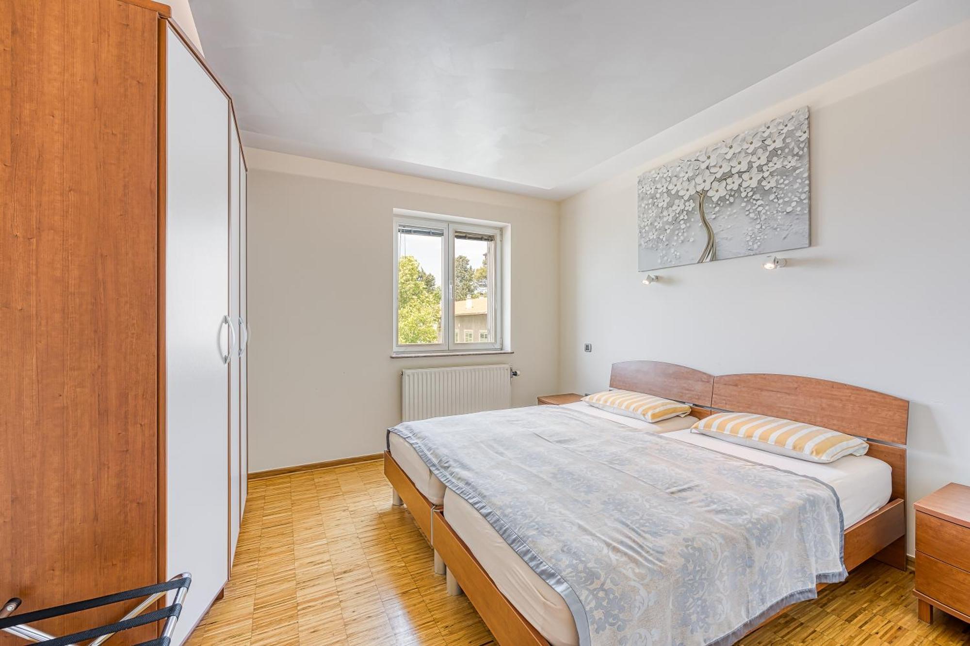 Debeli Rtic Apartments - Happy Rentals Ankaran Bagian luar foto
