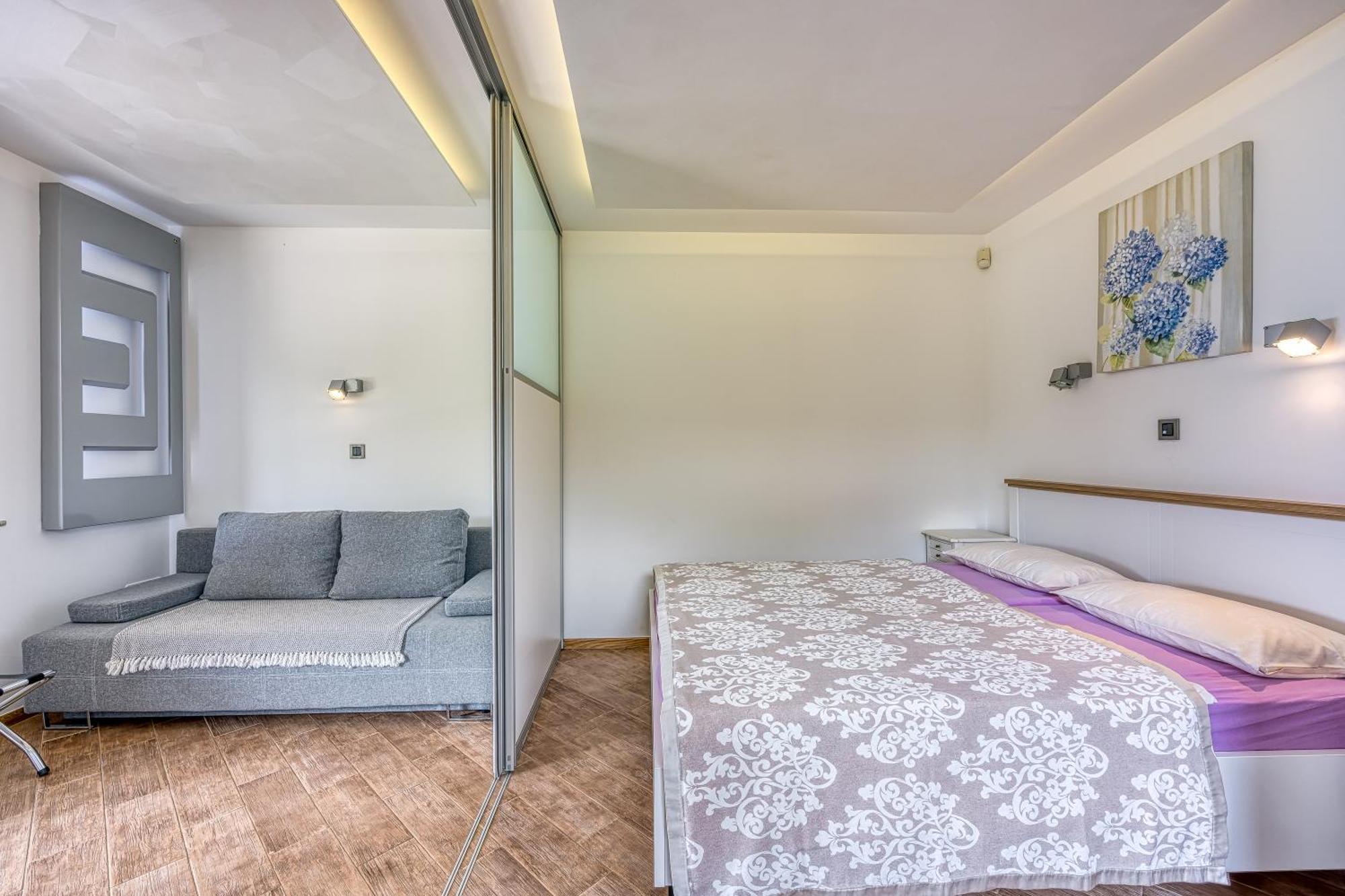 Debeli Rtic Apartments - Happy Rentals Ankaran Bagian luar foto