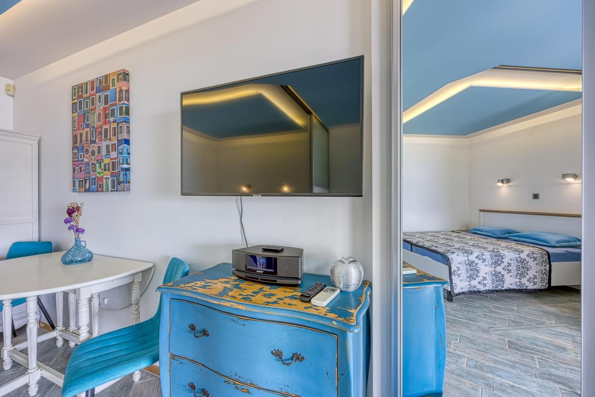 Debeli Rtic Apartments - Happy Rentals Ankaran Bagian luar foto